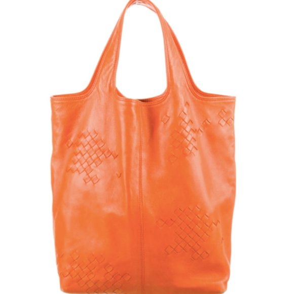 BOTTEGA VENETA INTRECCIATO LEATHER TOTE - Picture 2 of 12